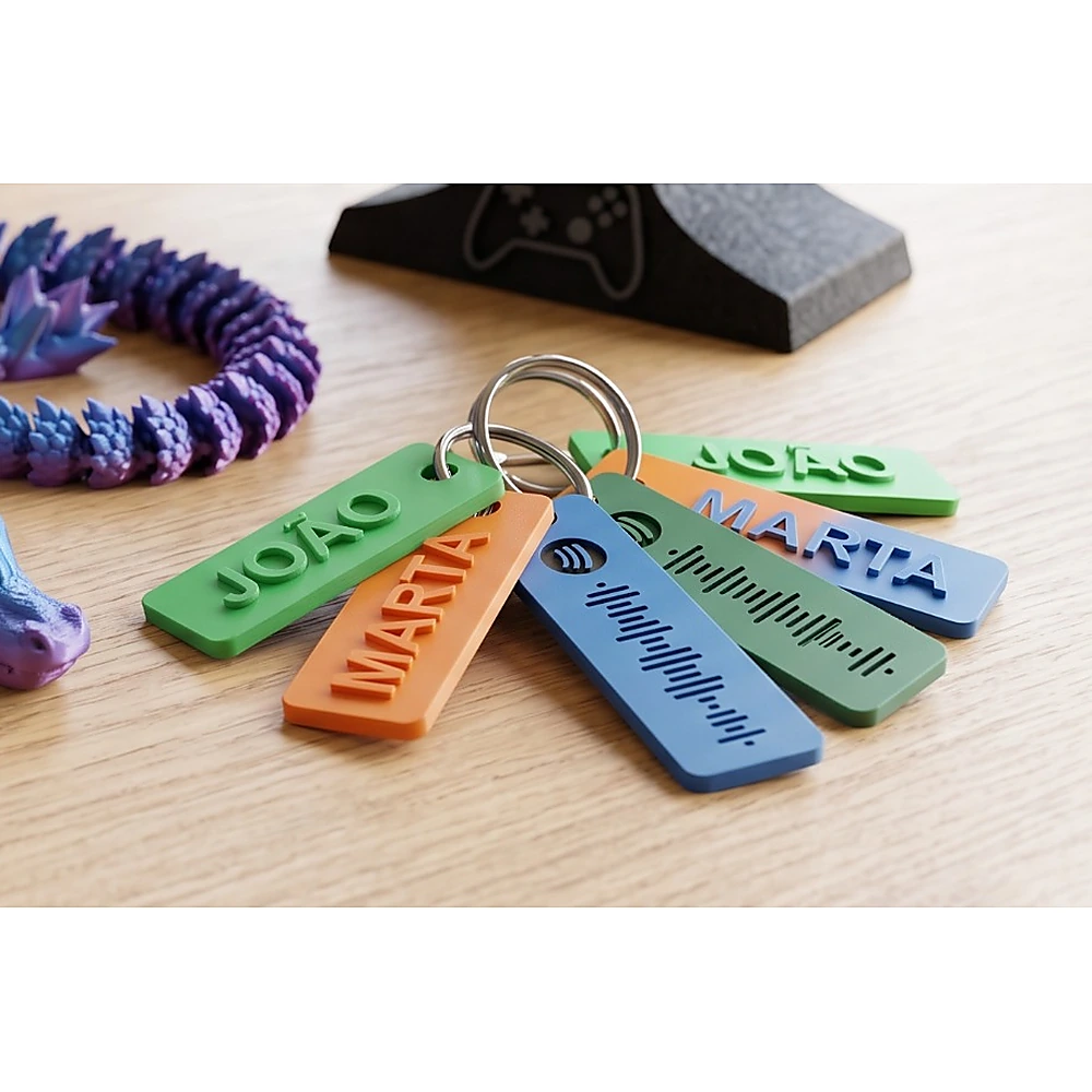 Chaveiros personalizados coloridos impressos em 3D